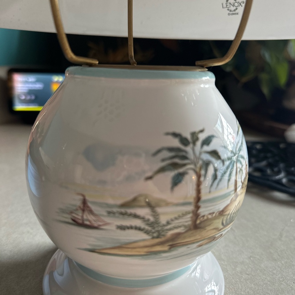 Vintage Lenox White British Colonial Collection Bowl - Picture 4 of 10